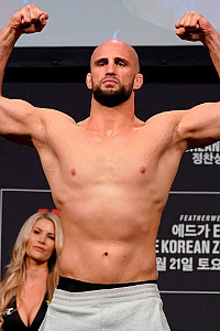 Volkan 'No Time' Oezdemir